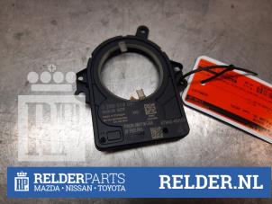 Usagé Capteur angle de braquage Nissan Pulsar (C13) 1.2 DIG-T 16V Prix € 45,00 Règlement à la marge proposé par Relder Parts B.V.