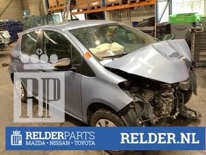 Used Rear seatbelt tensioner, centre Toyota Yaris III (P13) 1.0 12V VVT-i Price € 35,00 Margin scheme offered by Relder Parts B.V.