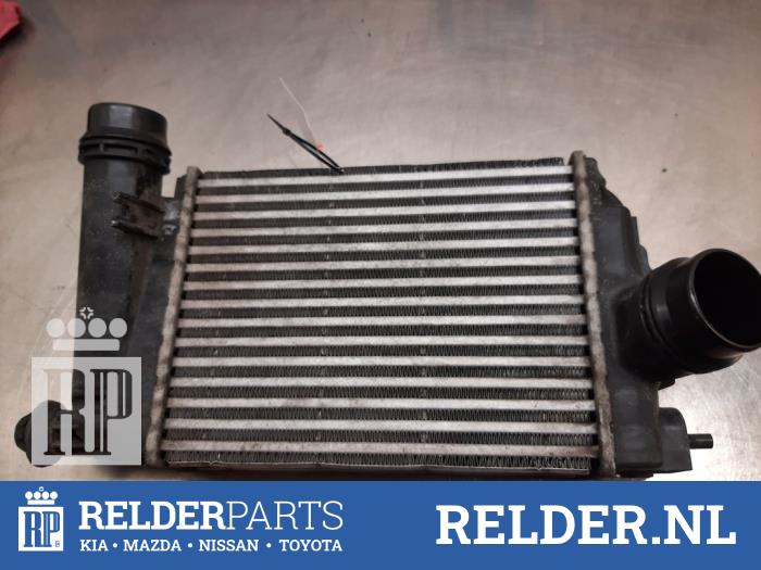 Usados Intercooler Nissan Qashqai (J11) 1.2 DIG-T 16V Precio € 50,00 Norma de margen ofrecido por Relder Parts B.V.