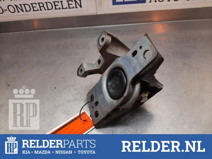 Used Engine mount Nissan Note (E11) 1.4 16V Price € 30,00 Margin scheme offered by Relder Parts B.V.