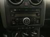 Radio CD player from a Nissan Qashqai (J10), 2007 / 2014 1.6 16V, SUV, Petrol, 1.598cc, 84kW (114pk), FWD, HR16DE, 2007-02 / 2010-10, J10A 2009