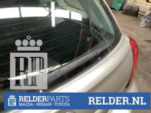 Used Rear wiper arm Toyota Avensis Wagon (T25/B1E) 1.8 16V VVT-i Price € 25,00 Margin scheme offered by Relder Parts B.V.