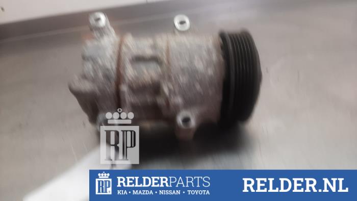 Usagé Compresseur de clim Toyota Corolla (E15) 1.6 Dual VVT-i 16V Prix € 200,00 Règlement à la marge proposé par Relder Parts B.V.