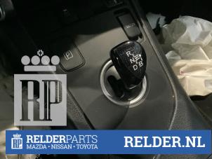 Used Gear stick knob Toyota Auris (E18) 1.8 16V Hybrid Price € 75,00 Margin scheme offered by Relder Parts B.V.