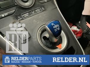 Used Gear stick knob Toyota Auris (E15) 1.8 16V HSD Full Hybrid Price € 50,00 Margin scheme offered by Relder Parts B.V.