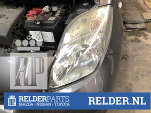 Used Headlight, left Toyota Yaris II (P9) 1.33 16V Dual VVT-I Price € 60,00 Margin scheme offered by Relder Parts B.V.
