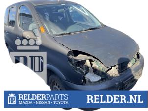 Gebrauchte Motorhaube Scharnier Toyota Yaris Verso (P2) 1.3 16V Preis € 25,00 Margenregelung angeboten von Relder Parts B.V.