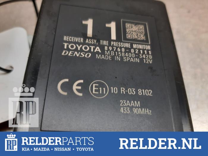 Begagnade Däcktrycksmodul Toyota Auris (E18) 1.8 16V Hybrid Pris € 35,00 Marginaltabell erbjuds av Relder Parts B.V.
