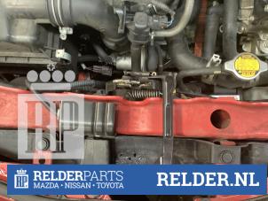 Używane Mechanizm zamka pokrywy silnika Toyota Yaris III (P13) 1.5 16V Hybrid Cena € 45,00 Procedura marży oferowane przez Relder Parts B.V.