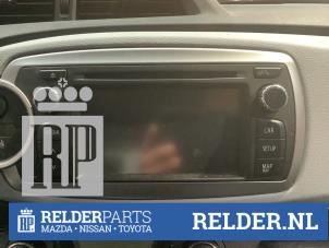 Used Radio CD player Toyota Yaris III (P13) 1.5 16V Hybrid Price € 250,00 Margin scheme offered by Relder Parts B.V.