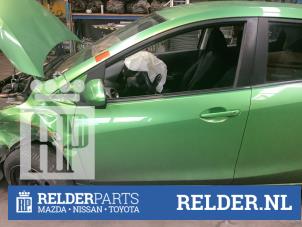 Gebrauchte Tür 4-türig links vorne Mazda 2 (DE) 1.4 CDVi 16V Preis € 145,00 Margenregelung angeboten von Relder Parts B.V.