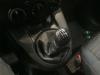 Pommeau levier de vitesse d'un Mazda 2 (DE) 1.4 CDVi 16V 2008