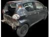 Napinacz pasa bezpieczenstwa prawy tyl z Toyota Aygo (B10) 1.0 12V VVT-i 2008