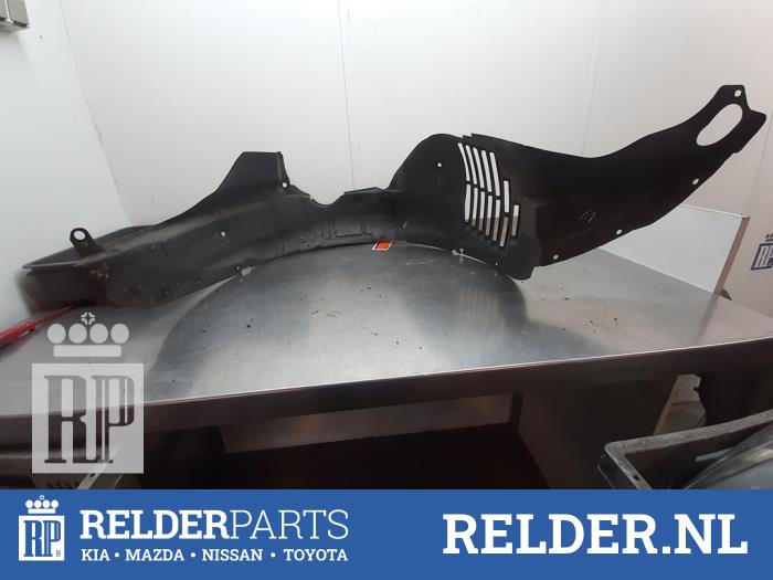 Używane Nadkole Mazda 6 Sport (GG14) 1.8i 16V Cena € 35,00 Procedura marży oferowane przez Relder Parts B.V.