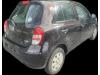 Tensor de cinturón de seguridad izquierda detrás de un Nissan Micra (K13), 2010 / 2016 1.2 12V, Hatchback, Gasolina, 1.198cc, 59kW (80pk), FWD, HR12DE, 2010-05 / 2015-09, K13A 2011