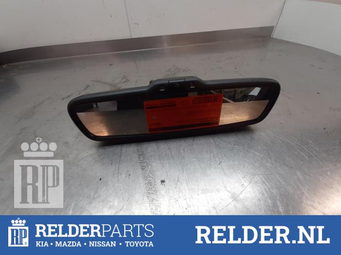 Używane Lusterko wewnetrzne Nissan Qashqai (J11) 1.6 DIG-T 163 16V Cena € 25,00 Procedura marży oferowane przez Relder Parts B.V.