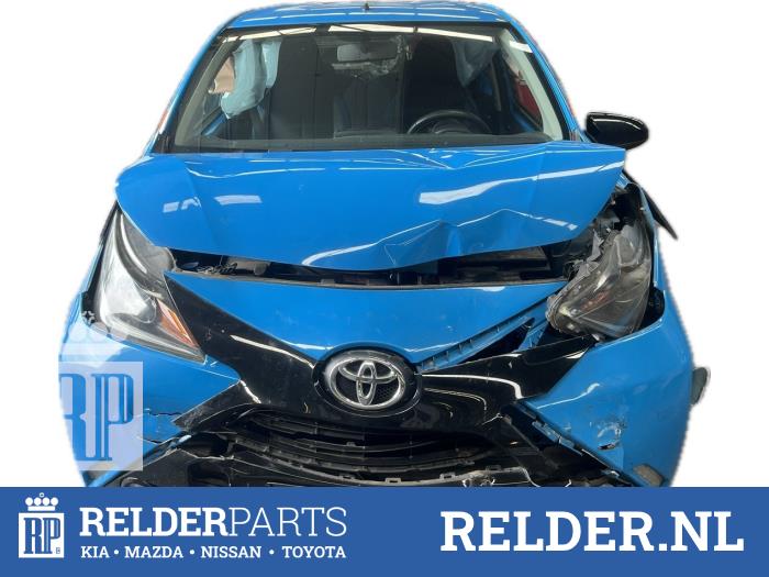 Usagé Ordinateur ABS Toyota Aygo (B40) 1.0 12V VVT-i Prix € 75,00 Règlement à la marge proposé par Relder Parts B.V.