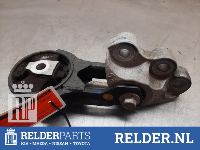 Usagé Support moteur Mazda 2 (DJ/DL) 1.5 SkyActiv-G 90 Prix € 35,00 Règlement à la marge proposé par Relder Parts B.V.