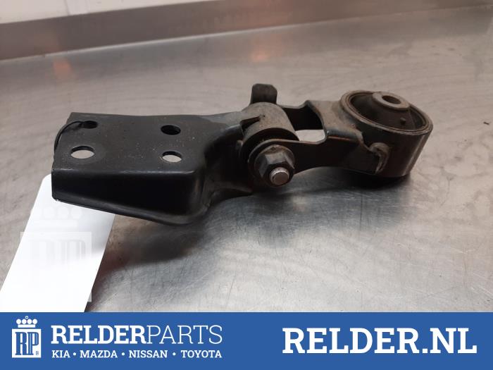 Used Engine mount Toyota Yaris III (P13) 1.5 16V Hybrid Price € 35,00 Margin scheme offered by Relder Parts B.V.