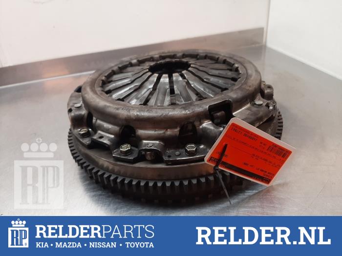 Used Flywheel Nissan Navara (D40) 2.5 dCi 16V 4x4 Price € 150,00 Margin scheme offered by Relder Parts B.V.