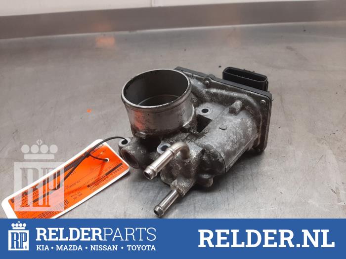 Gebrauchte Drosselklappengehäuse Toyota Avensis Wagon (T27) 2.0 16V D-4D-F Preis € 70,00 Margenregelung angeboten von Relder Parts B.V.