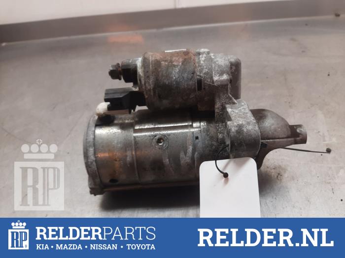 Used Starter Toyota Avensis Wagon (T27) 2.0 16V D-4D-F Price € 35,00 Margin scheme offered by Relder Parts B.V.