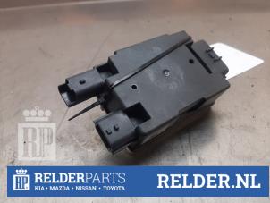 Begagnade Elektrisk bränslemodul Nissan Qashqai (J11) 1.5 dCi DPF Pris € 50,00 Marginaltabell erbjuds av Relder Parts B.V.