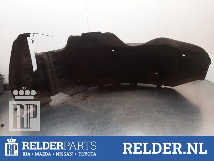 Usados Protector interno Mazda MX-30 e-SkyActiv 145 Precio € 50,00 Norma de margen ofrecido por Relder Parts B.V.