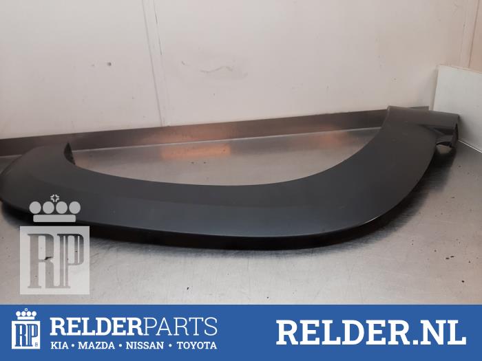 Usados Extensor de guardabarros Mazda MX-30 e-SkyActiv 145 Precio € 100,00 Norma de margen ofrecido por Relder Parts B.V.