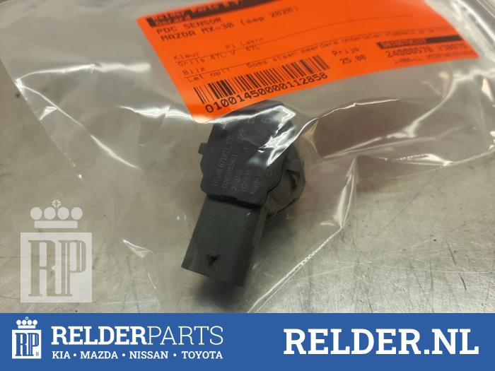 Usados Sensor PDC Mazda MX-30 e-SkyActiv 145 Precio € 25,00 Norma de margen ofrecido por Relder Parts B.V.
