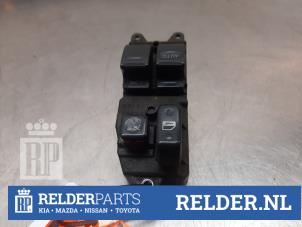 Begagnade Brytare, eldrivna fönster Toyota Yaris Verso (P2) 1.3 16V Pris € 50,00 Marginaltabell erbjuds av Relder Parts B.V.