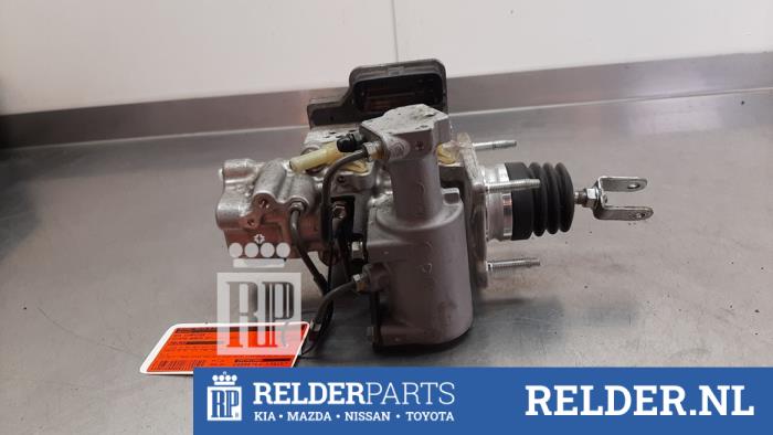 Used ABS Computer Toyota Auris (E15) 1.8 16V HSD Full Hybrid Price € 250,00 Margin scheme offered by Relder Parts B.V.
