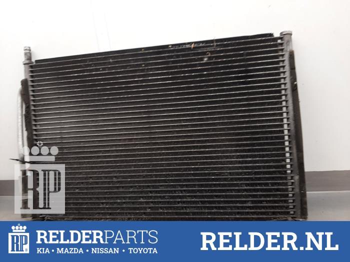Klima Kondensor van een Mazda 2 (NB/NC/ND/NE) 1.4 16V 2004