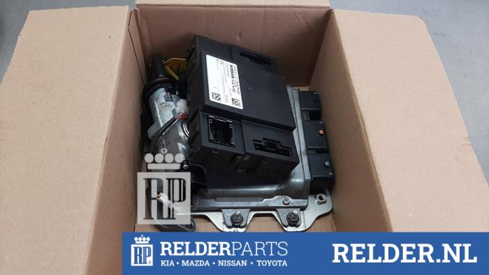 Used Engine management computer Nissan Qashqai (J10) 2.0 16V Price € 90,00 Margin scheme offered by Relder Parts B.V.