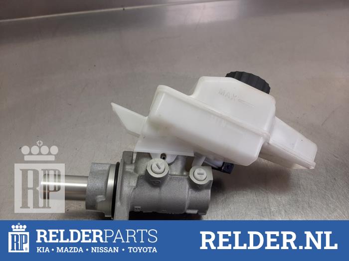 Used Master cylinder Toyota Yaris Cross (PB1/PJ1) 1.5 12V Hybrid 115 Price € 75,00 Margin scheme offered by Relder Parts B.V.