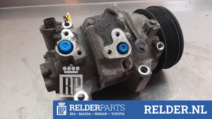 Usagé Compresseur de clim Toyota Verso 1.6 16V VVT-i Prix € 150,00 Règlement à la marge proposé par Relder Parts B.V.