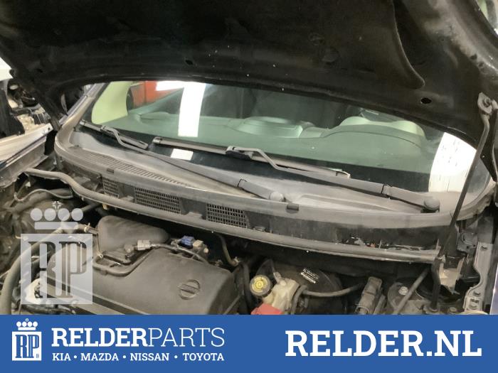 Używane Parawan Nissan Note (E11) 1.4 16V Cena € 35,00 Procedura marży oferowane przez Relder Parts B.V.