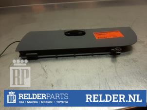 Usagé Couvercle du tableau de bord Toyota Aygo (B10) 1.0 12V VVT-i Prix € 30,00 Règlement à la marge proposé par Relder Parts B.V.