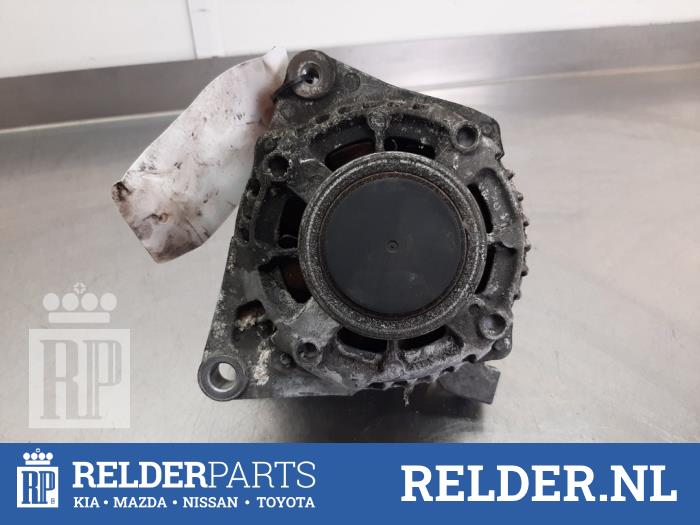 Dynamo Toyota Yaris III (P13), 2010 / 2020 1.4 D-4D-F, Hatchback, Diesel, 1.364cc, 66kW (90pk), FWD, 1NDTV, 2011-09 / 2018-05, NLP13 (Used)