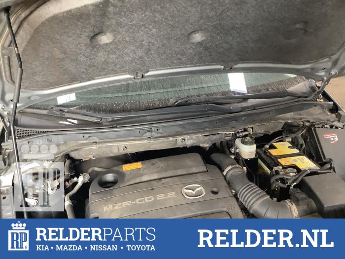 Używane Parawan Mazda CX-7 2.2 MZR-CD 16V Cena € 25,00 Procedura marży oferowane przez Relder Parts B.V.
