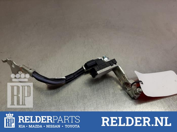 Begagnade Batterisensor Toyota Yaris Cross (PB1/PJ1) 1.5 12V Hybrid 115 Pris € 50,00 Marginaltabell erbjuds av Relder Parts B.V.