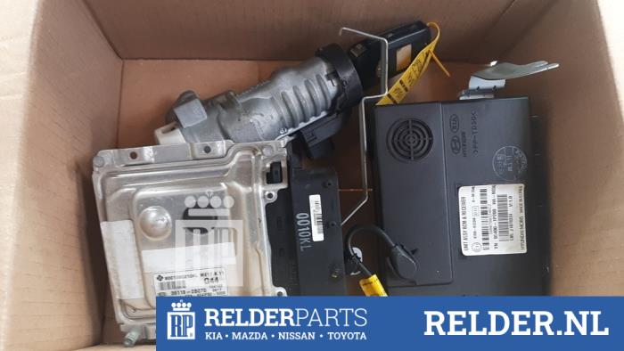 Used Engine management computer Kia Venga 1.4 CVVT 16V Price € 90,00 Margin scheme offered by Relder Parts B.V.