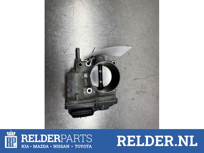 Usagé Boitier papillon Toyota Verso 1.8 16V VVT-i Prix € 100,00 Règlement à la marge proposé par Relder Parts B.V.