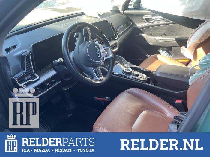 Used Engine management computer Kia Sportage (NQ5E) 1.6 T-GDi Hybrid 16V Price € 200,00 Margin scheme offered by Relder Parts B.V.
