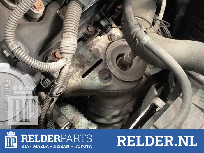 Usagé Catalyseur Toyota iQ 1.0 12V VVT-i Prix € 175,00 Règlement à la marge proposé par Relder Parts B.V.