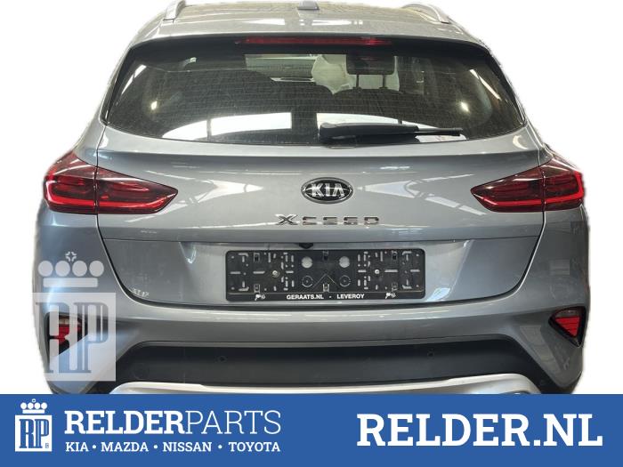 Używane Akumulator (Hybryda) Kia Xceed 1.6 GDI PHEV Cena € 1.250,00 Procedura marży oferowane przez Relder Parts B.V.