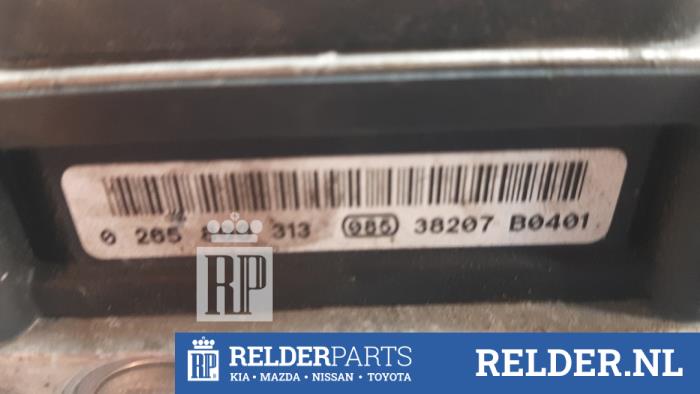 Begagnade ABS-dator Toyota Avensis Pris € 75,00 Marginaltabell erbjuds av Relder Parts B.V.