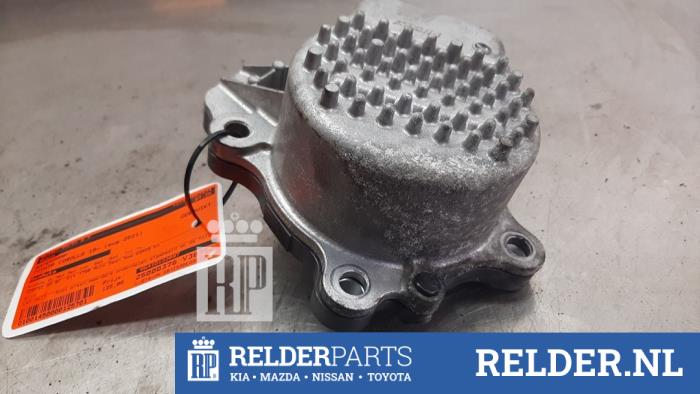 Begagnade Vattenpump Toyota Corolla Touring Sport (E21/EH1) 1.8 16V Hybrid Pris € 125,00 Marginaltabell erbjuds av Relder Parts B.V.