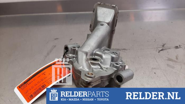 Gebrauchte Ölpumpe Toyota Auris (E15) 1.6 Dual VVT-i 16V Preis € 35,00 Margenregelung angeboten von Relder Parts B.V.