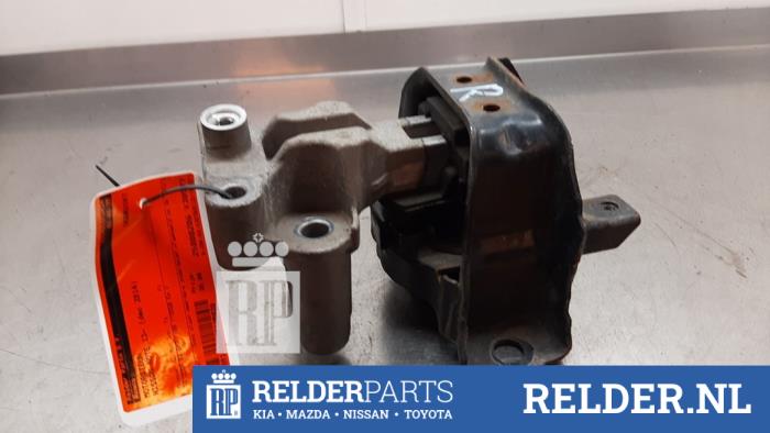 Used Engine mount Nissan Note (E12) 1.2 DIG-S 98 Price € 35,00 Margin scheme offered by Relder Parts B.V.